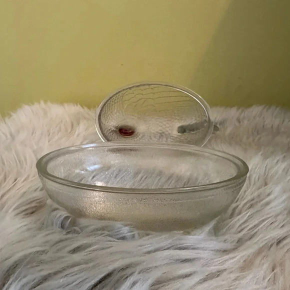 Vintage Indiana Glass Hen On Nest Clear Glass With Red Cone - Picture 3 of 4